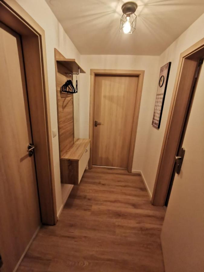 Mansarde - Modern - Zentral - Paytv Apartment Wilhelmshaven